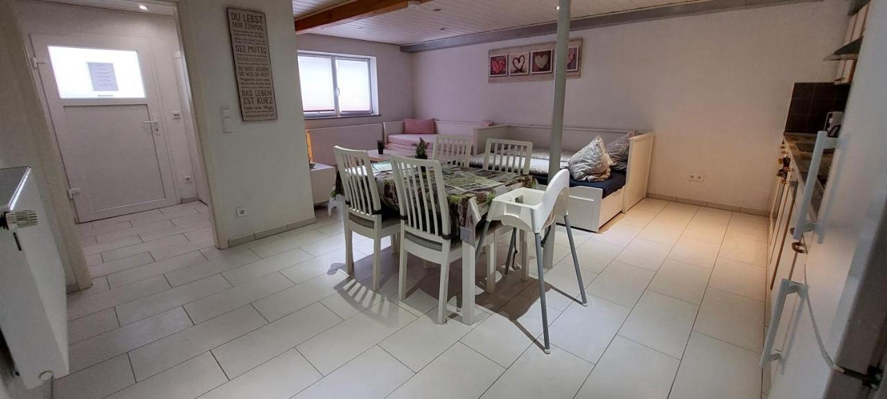 Ferienwohnung/Monteurzimmer Auf Dem Bauernhof Mörlenbach Екстериор снимка